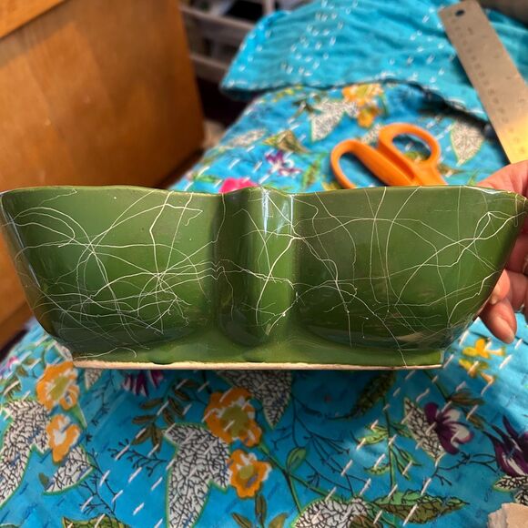 Shawnee USA 151 Planter Butterfly Shaped Swirly Design Vintage Pine Green (F) - Picture 5 of 5